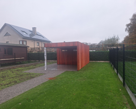 Totaalproject: volledige tuinaanleg met tuinhuis + overkapping